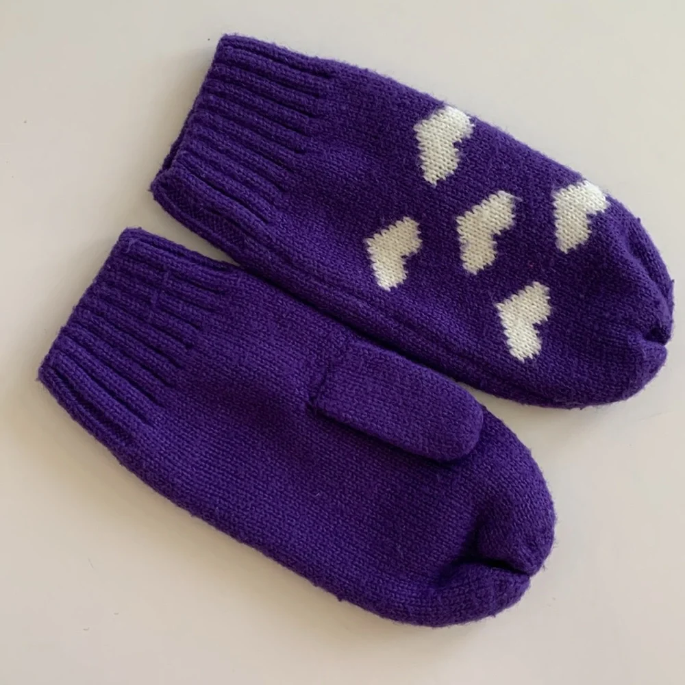 Purple and White Kids Mittens